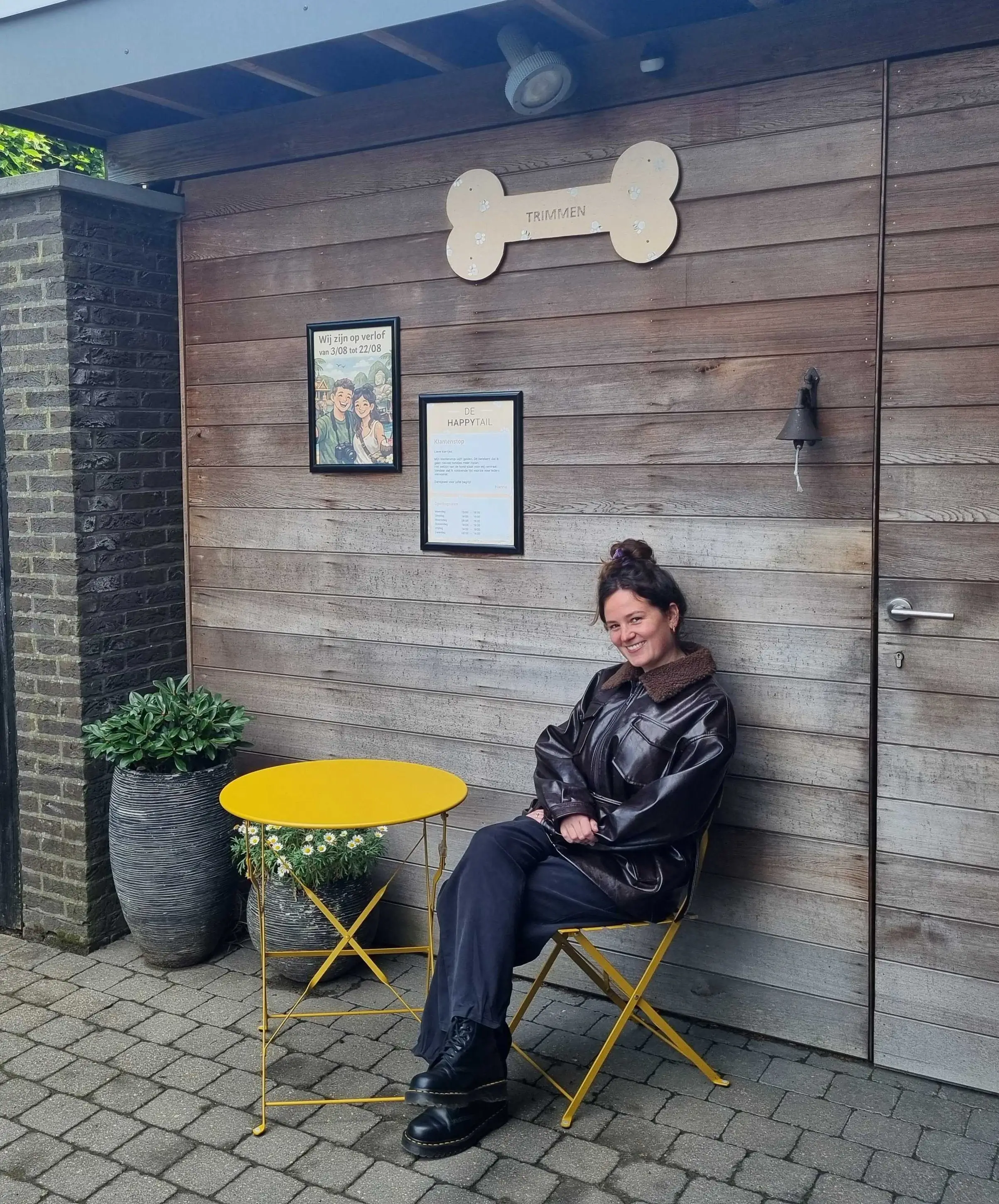 Hanne Wylocke, hondentrimster bij De Happytail